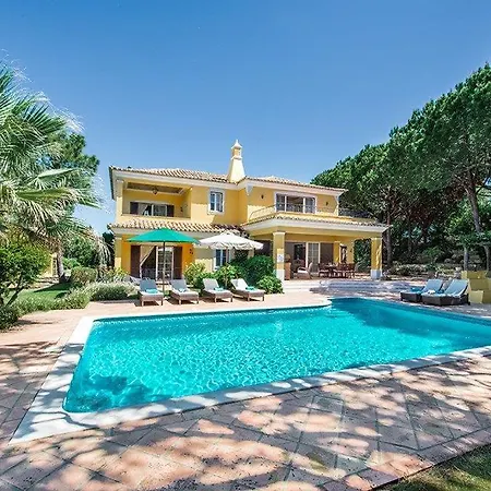 Villa Sleeps 8 Pool Air Con T480398 Quinta do Lago