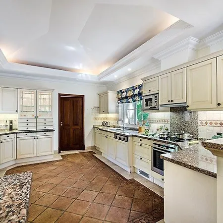 Βίλα Sleeps 8 Pool Air Con T480398 Quinta do Lago