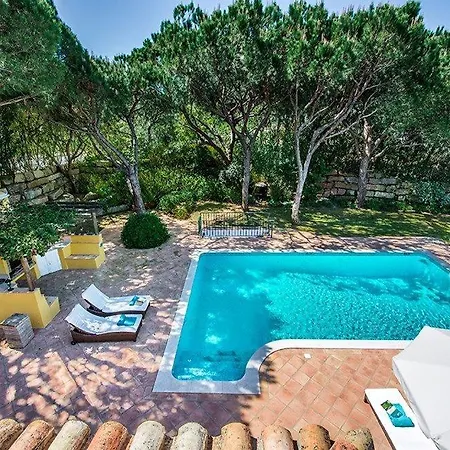 Sleeps 8 Pool Air Con T480398 Villa